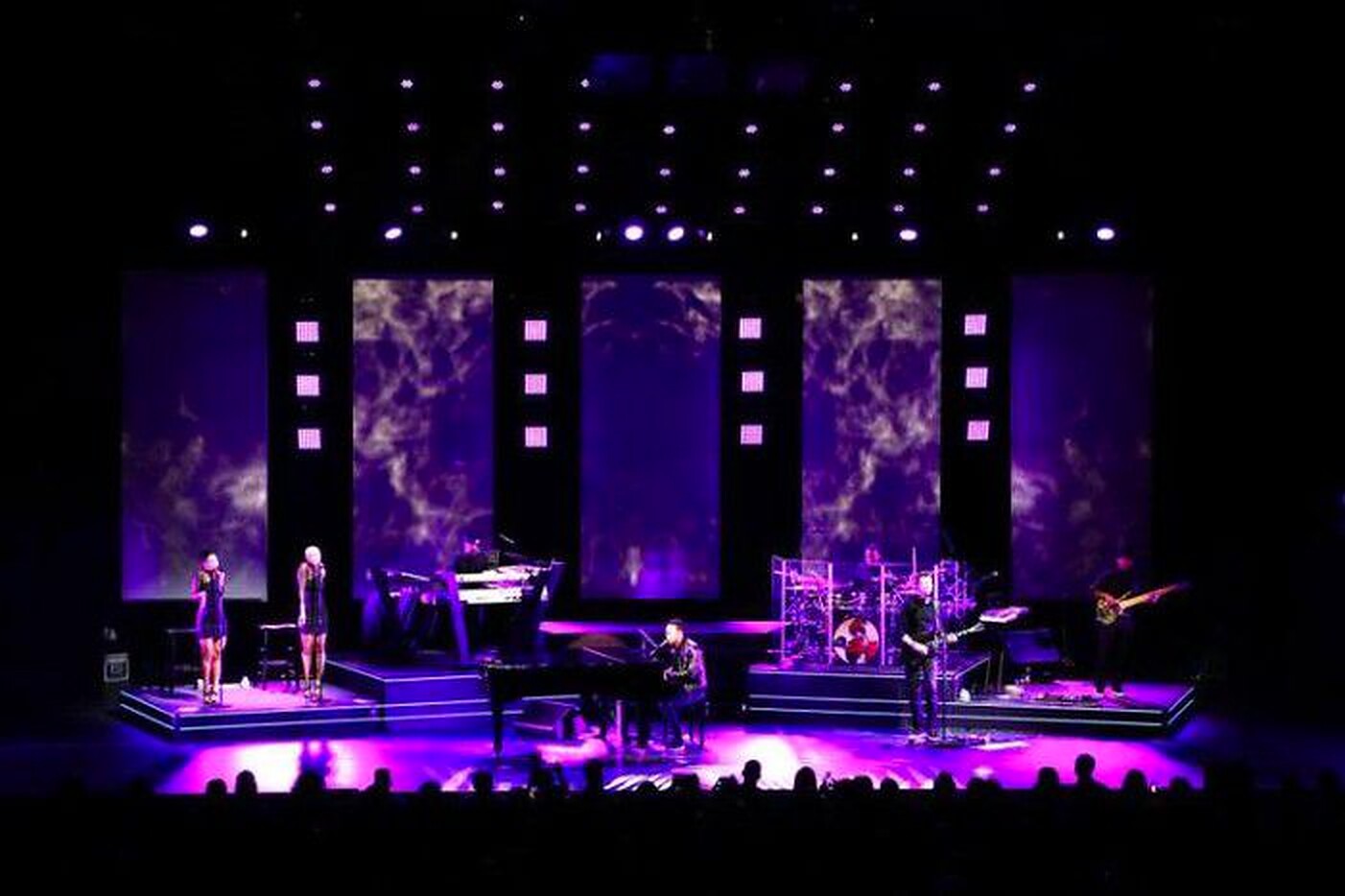 Live Stage Show